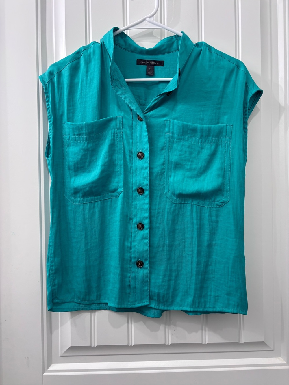Banana Republic Teal Sleeveless Button-Front Pocket Top